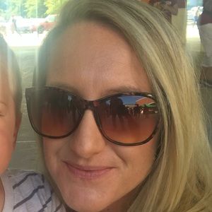 Meet your Posher, Chelsey